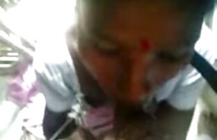 XXX कोशिश जूते सेक्सी मूवी वीडियो फुल एक बुटीक में उपलब्ध हैं